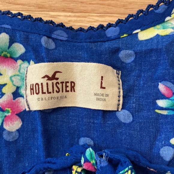 Hollister Peplum Sleeveless Shirt - Picture 3 of 3
